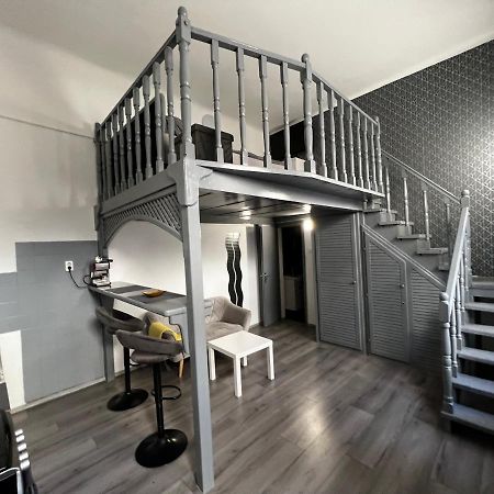 Dave Apartman 2 Seghedin Exterior foto