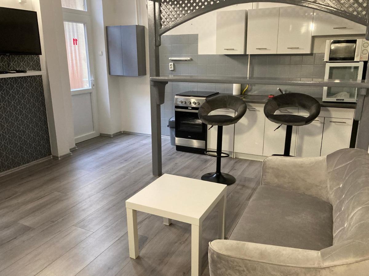 Dave Apartman 2 Seghedin Exterior foto